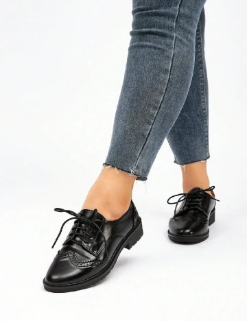 Pantofi SHEIN, negru
