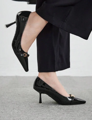 Pantofi Cuccoo, negru