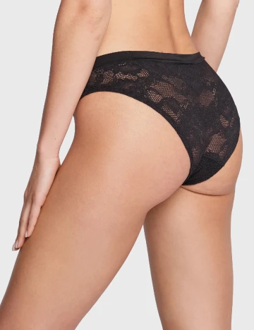 Chilot Triumph, negru