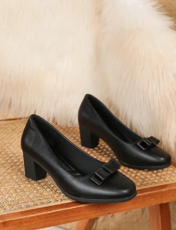 Pantofi SHEIN, negru