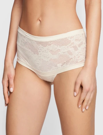 Chilot Triumph, crem Crem