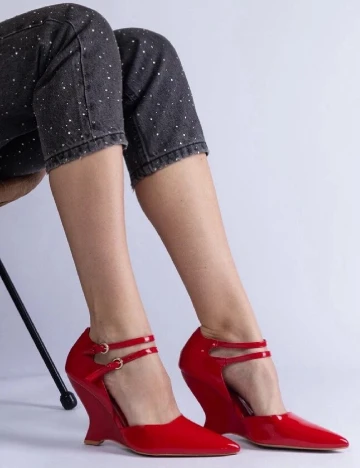 Pantofi SHEIN, rosu