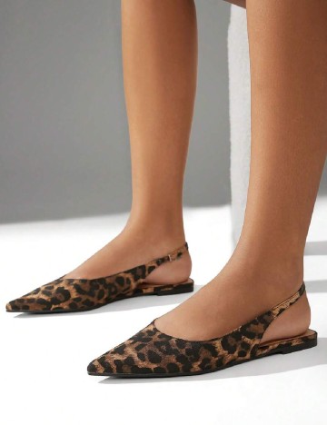 
						Balerini SHEIN, animal print