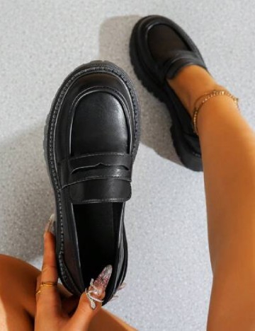 
						Mocasini SHEIN, negru