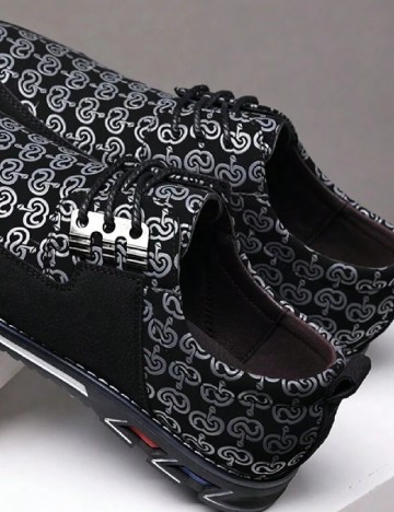 Pantofi SHEIN, negru