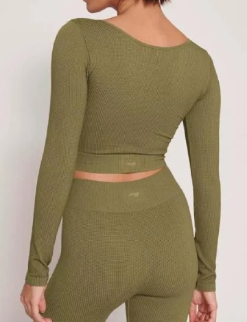 Top Triumph, verde