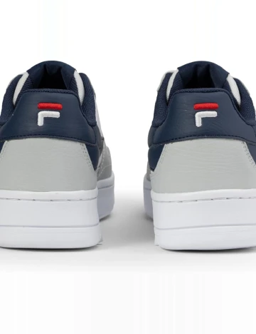 Adidasi Fila, alb