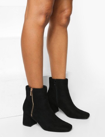 
						Botine Boohoo, negru