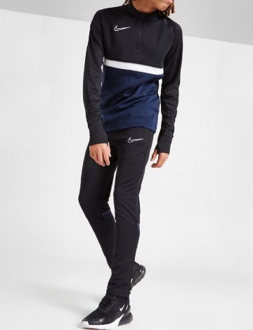
						Pantaloni Nike, negru