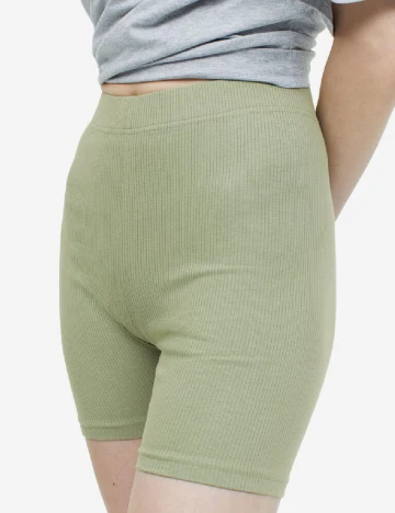 Pantaloni scurti H&M, verde Verde