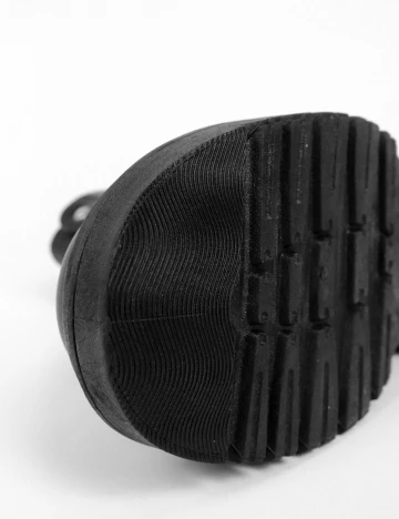 Ghete Krush, negru