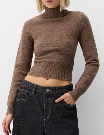 
						Bluza Bershka, maro
