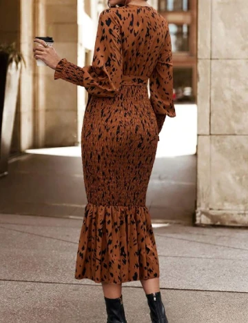 Rochie medie SHEIN, maro Maro