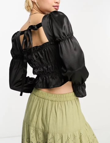 Top Reclaimed Vintage, negru