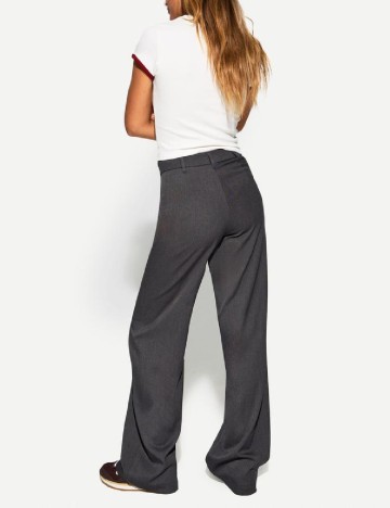 Pantaloni Bershka, gri