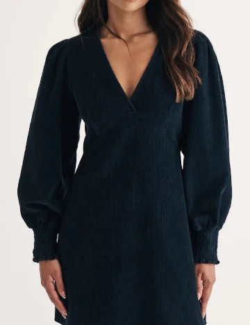 Rochie scurta Nobody s child, negru