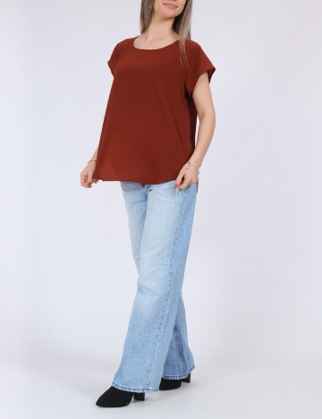 
						Bluza Vero Moda, visiniu