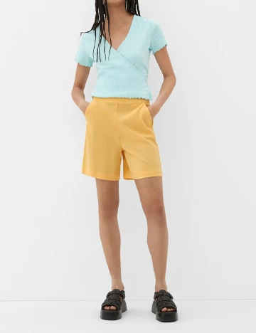 Pantaloni scurti Q/S, galben