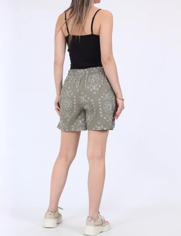 Pantaloni scurti Jacqueline de Yong, verde