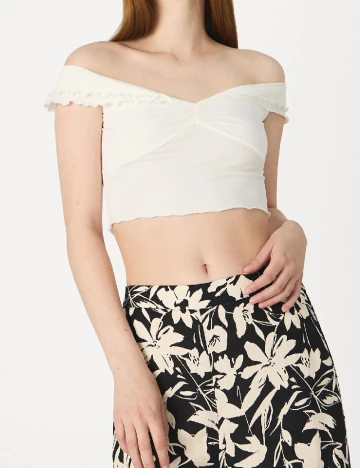 Pantaloni Boohoo, negru/ecru Negru