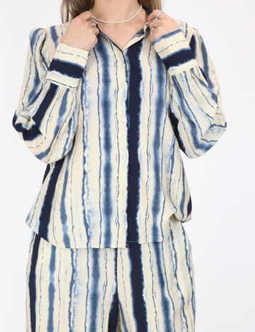 
						Camasa Vero Moda, crem