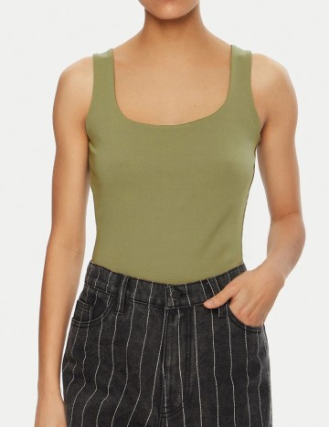
						Maiou Vero Moda, verde