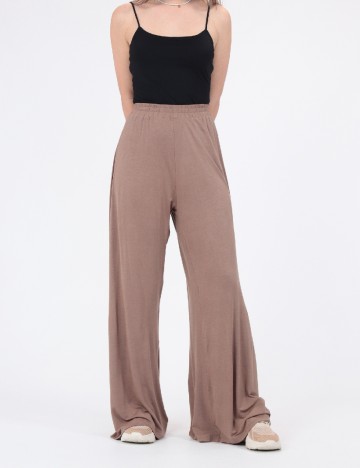 
						Pantaloni South Beach, maro