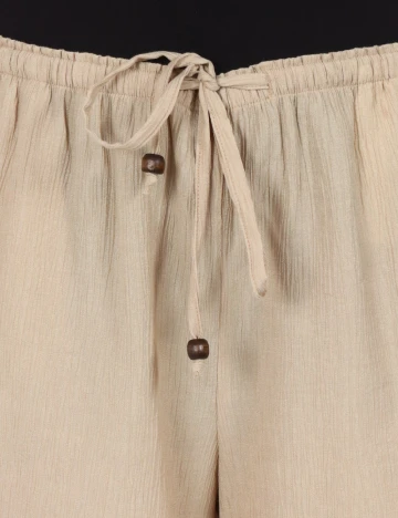 Pantaloni scurti Jacqueline de Yong, crem