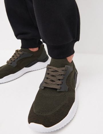 Adidasi Reserved, verde