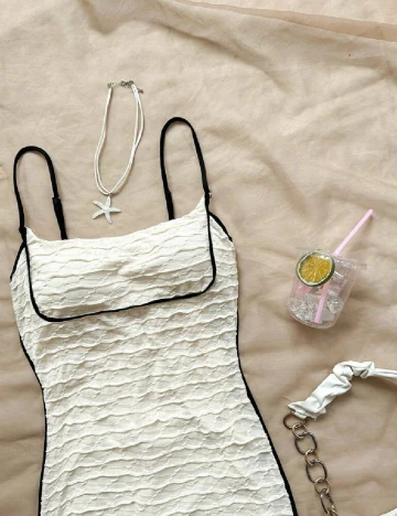 Rochie medie SHEIN, crem