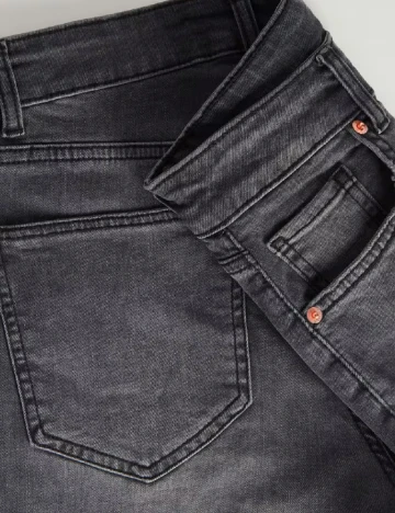 Pantaloni scurti Reserved, gri