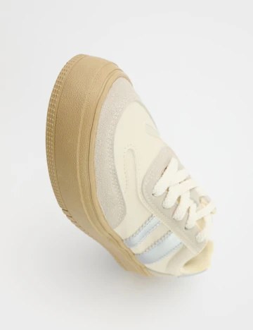 Adidasi Reserved, crem