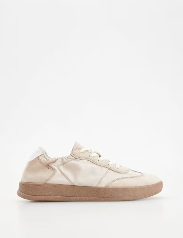 Adidasi Reserved, crem