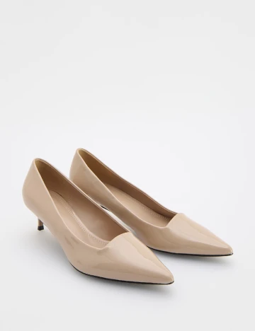 Pantofi Reserved, crem