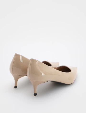 Pantofi Reserved, crem