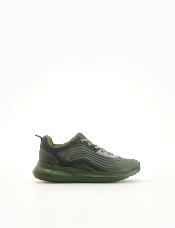 Adidasi Reserved, verde