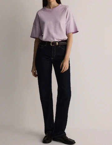 Tricou Reserved, mov
