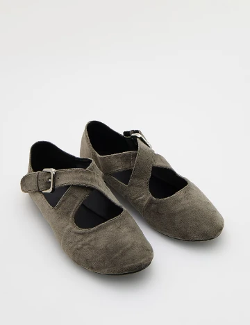 Pantofi Reserved, gri