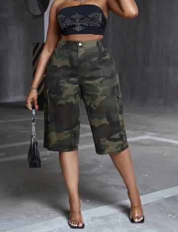 Pantaloni scurti SHEIN CURVE, army