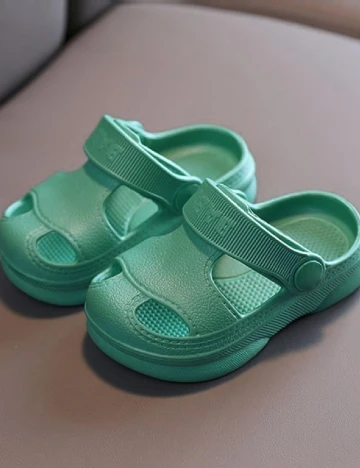 Slapi Shein Kids, verde Verde