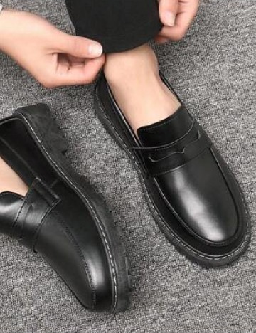 
						Mocasini SHEIN, negru