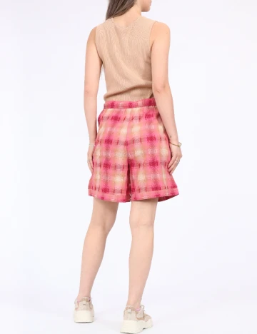 Pantaloni scurti Vero Moda, roz