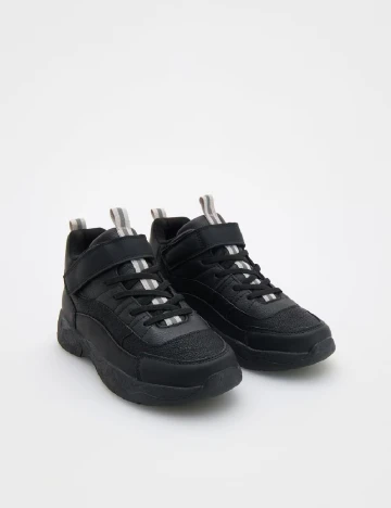 Adidasi Reserved, negru