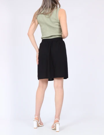 Fusta Pieces, negru