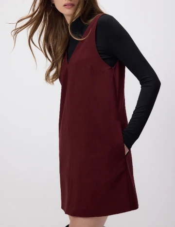 Rochie scurta Reserved, visiniu