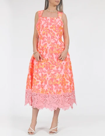 Rochie medie Coast, roz