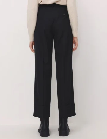 Pantaloni Reserved, negru Negru