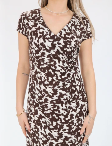 Rochie medie Only, maro/alb