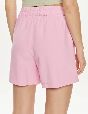 Pantaloni scurti Vero Moda, roz Roz