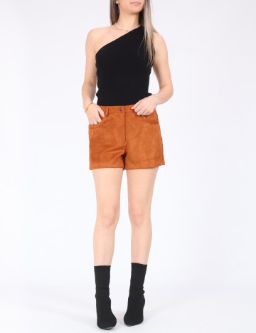 
						Pantaloni scurti Only, caramiziu